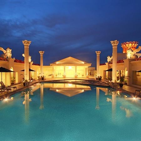 Harmoni One Convention Hotel And Service Apartments Batam Buitenkant foto
