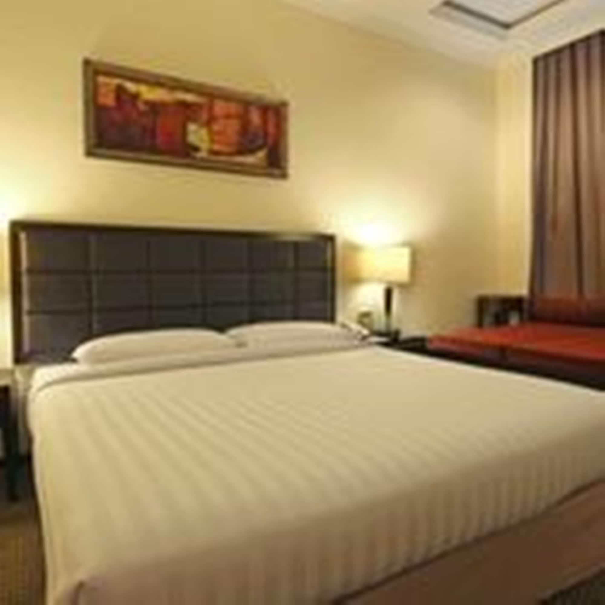 Harmoni One Convention Hotel And Service Apartments Batam Buitenkant foto