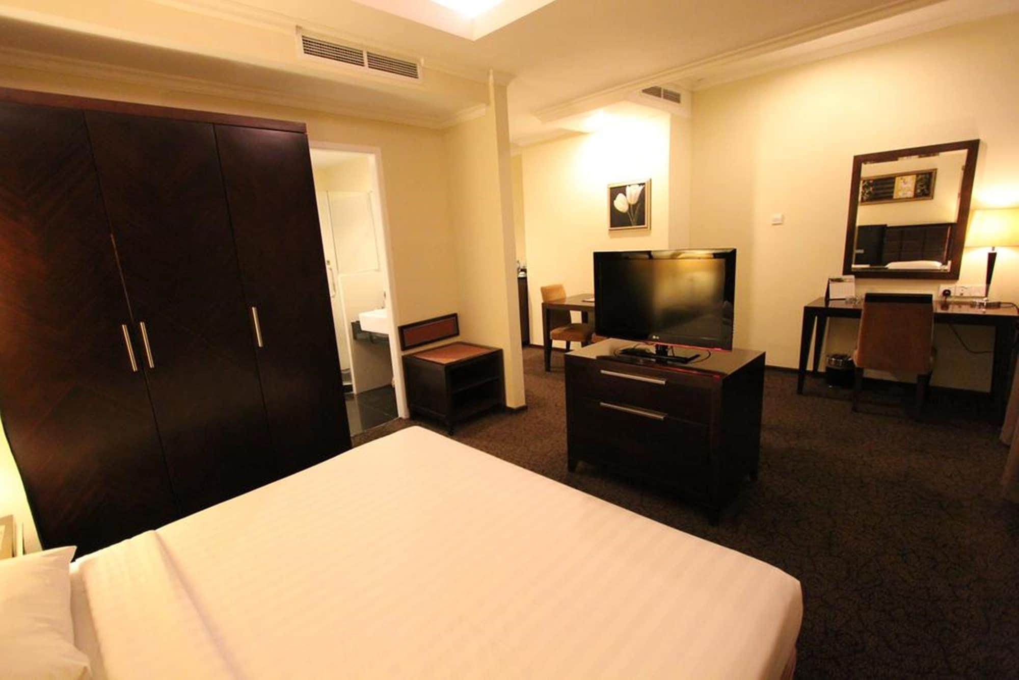 Harmoni One Convention Hotel And Service Apartments Batam Buitenkant foto
