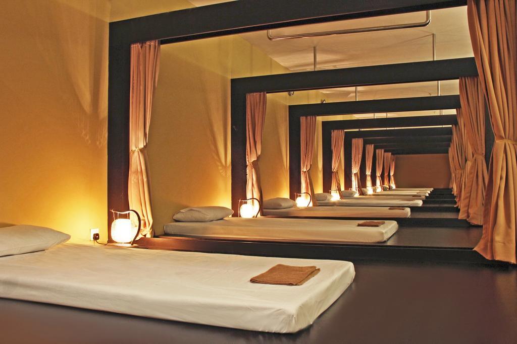 Harmoni One Convention Hotel And Service Apartments Batam Buitenkant foto
