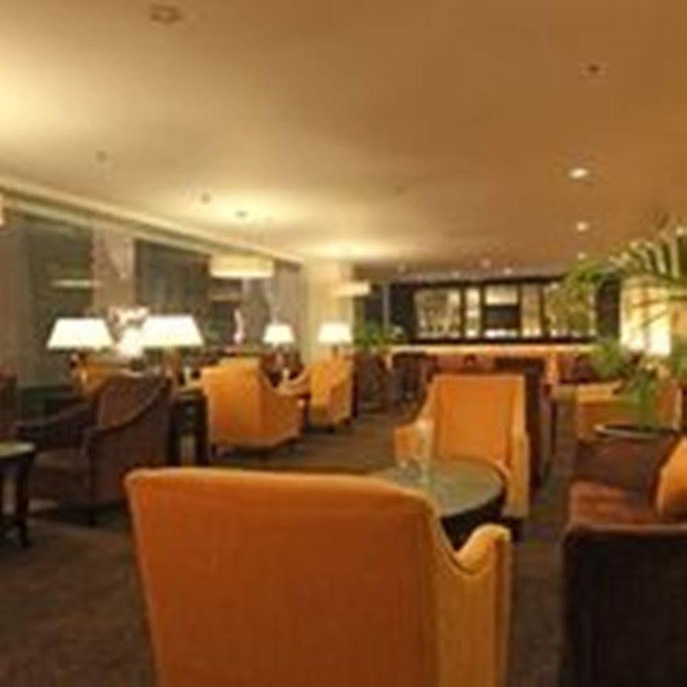 Harmoni One Convention Hotel And Service Apartments Batam Buitenkant foto